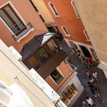 Venezia-San Marco View On Luxury Shopping Street Apartman Kültér fotó